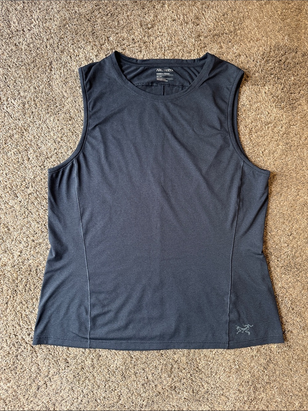 Arc'teryx navy Performance Sleeveless tank Top women’s medium